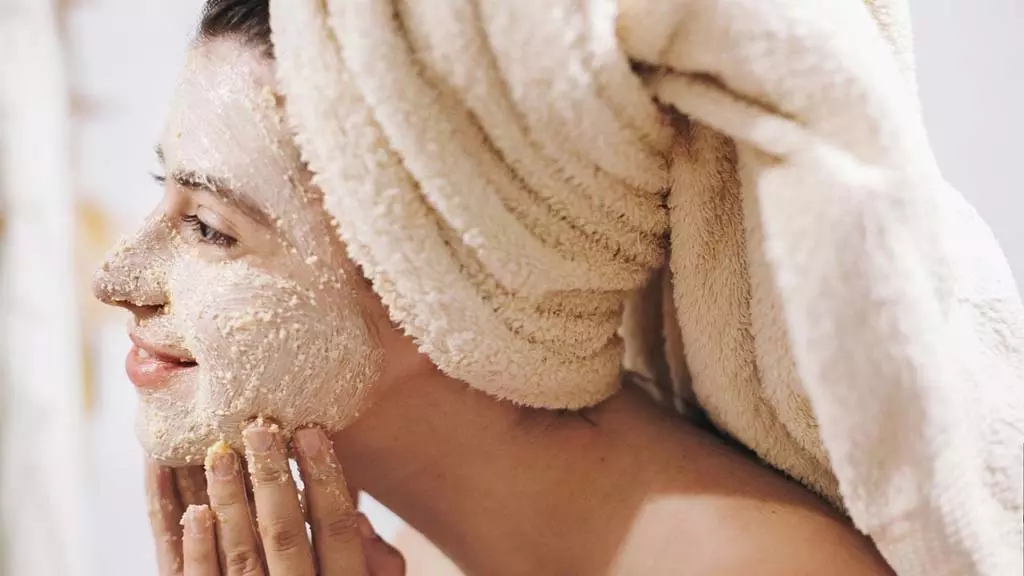 Skin Care Tips: चाय पत्ती से ऐसे करें स्किन केयर, चेहरा दिखेगा ग्लोइंग और फ्रेश Skin Care Tips: चाय पत्ती से ऐसे करें स्किन केयर, चेहरा दिखेगा ग्लोइंग और फ्रेश
