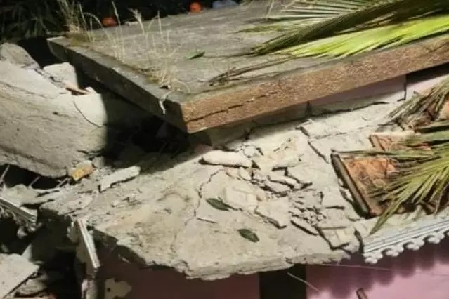 Kerala के आदिमाली में भूस्खलन से घर ध्वस्त, एक की मौत, महिला को बचाया गया Kerala के आदिमाली में भूस्खलन से घर ध्वस्त, एक की मौत, महिला को बचाया गया