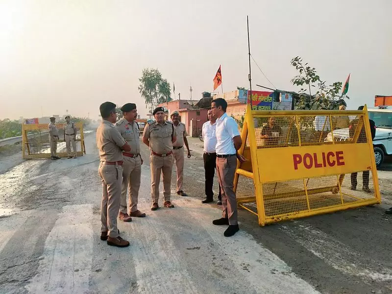 अनाज से लदे किसी भी वाहन को राज्य में प्रवेश न करने दें करनाल DC, एसपी सीमा चौकियों पर अनाज से लदे किसी भी वाहन को राज्य में प्रवेश न करने दें करनाल DC, एसपी सीमा चौकियों पर