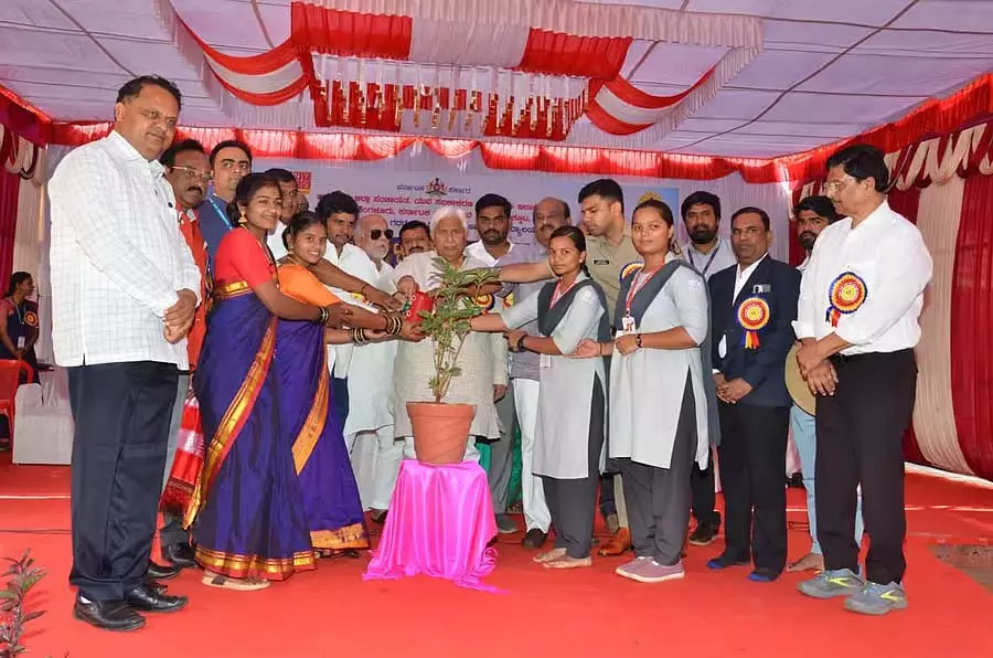 Karnataka : युवा महोत्सव एक उज्ज्वल भविष्य का संकेत है Karnataka : युवा महोत्सव एक उज्ज्वल भविष्य का संकेत है