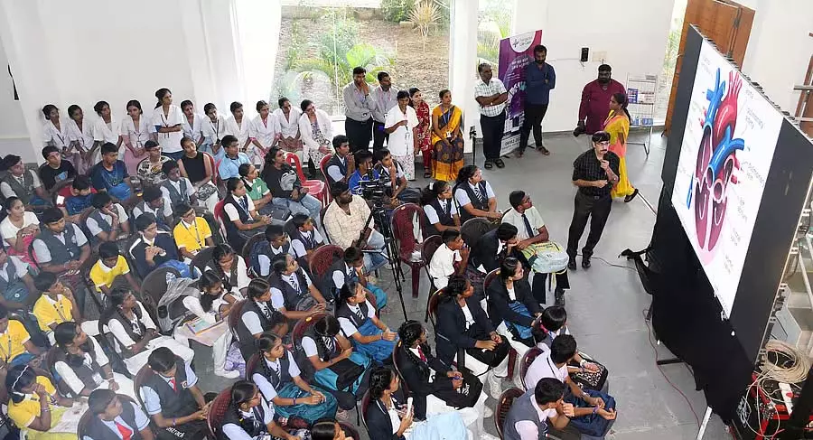 World Heart Day : आर्ट फॉर हार्ट ने ध्यान आकर्षित किया World Heart Day : आर्ट फॉर हार्ट ने ध्यान आकर्षित किया