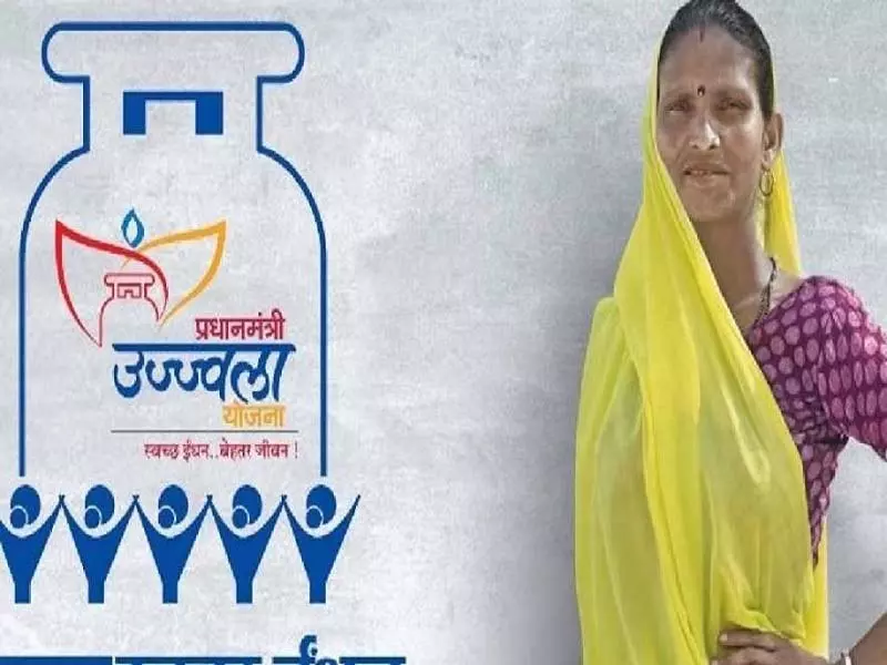नई एलपीजी कनेक्शन वितरण के लिए हुई बैठक नई एलपीजी कनेक्शन वितरण के लिए हुई बैठक