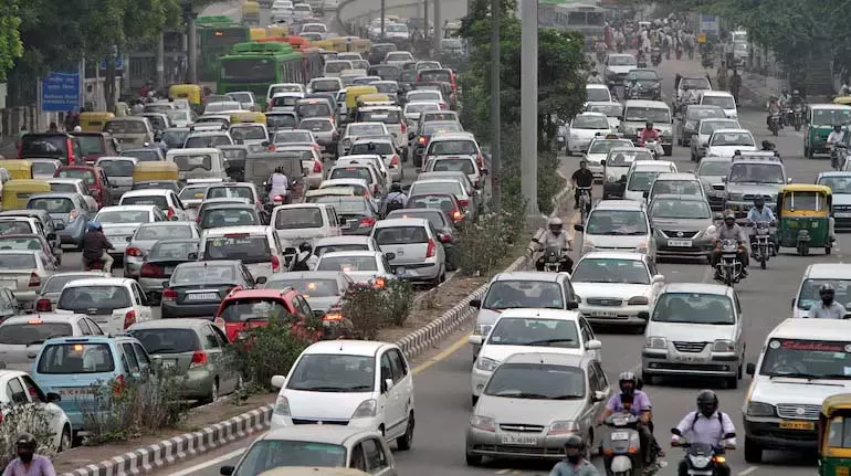 अप्रैल-सितंबर में यात्री वाहनों का निर्यात 18% बढ़ा; Maruti Suzuki इस क्षेत्र में सबसे आगे अप्रैल-सितंबर में यात्री वाहनों का निर्यात 18% बढ़ा; Maruti Suzuki इस क्षेत्र में सबसे आगे