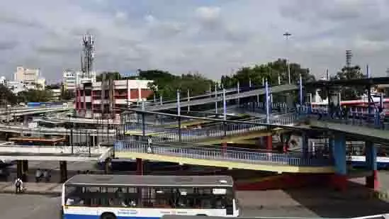 BMTC बस दुर्घटना में 58 वर्षीय महिला की मौत, विजयनगर में हादसा BMTC बस दुर्घटना में 58 वर्षीय महिला की मौत, विजयनगर में हादसा