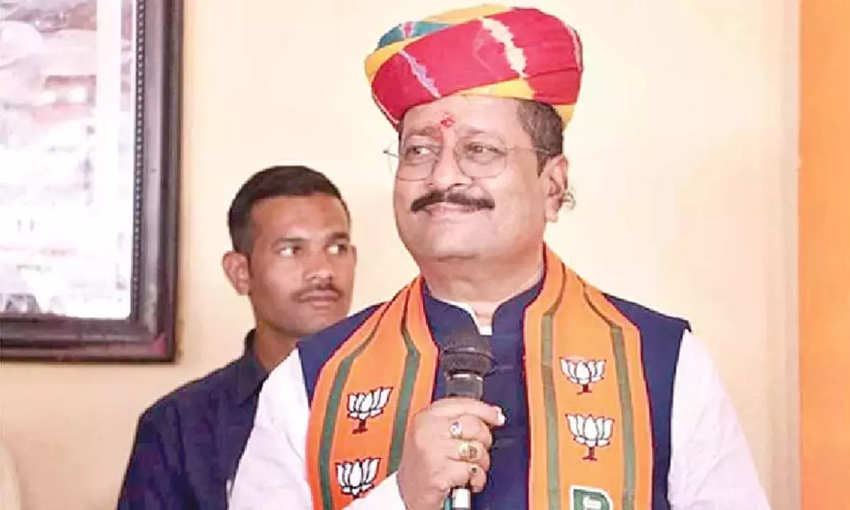 Karnataka: यतनाल ने अमित शाह को पत्र लिखकर हलाल प्रमाणन निकायों पर देशव्यापी प्रतिबंध लगाने की मांग की Karnataka: यतनाल ने अमित शाह को पत्र लिखकर हलाल प्रमाणन निकायों पर देशव्यापी प्रतिबंध लगाने की मांग की