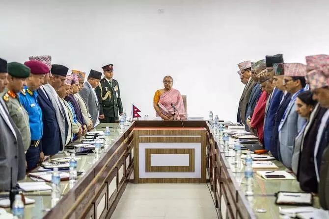 Nepal में अंतरिम कैबिनेट का विस्तार, युवाओं में लोकप्रिय दो नए मंत्री शामिल Nepal में अंतरिम कैबिनेट का विस्तार, युवाओं में लोकप्रिय दो नए मंत्री शामिल