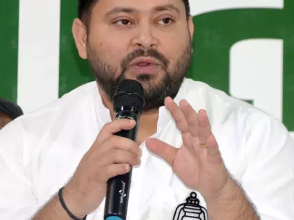 Bihar: तेजस्वी यादव का वादा: मुख्यमंत्री बने तो वक्फ अधिनियम हटाएंगे Bihar: तेजस्वी यादव का वादा: मुख्यमंत्री बने तो वक्फ अधिनियम हटाएंगे