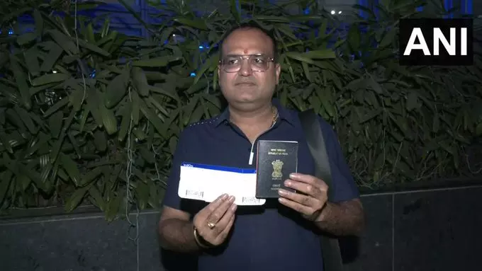 भारत-चीन के बीच पांच साल बाद सीधी उड़ानें फिर हुईं शुरू, सिलिगुरी के व्यापारी कृष्ण गोयल ने जताई खुशी भारत-चीन के बीच पांच साल बाद सीधी उड़ानें फिर हुईं शुरू, सिलिगुरी के व्यापारी कृष्ण गोयल ने जताई खुशी