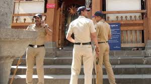 Phaltan police के साथ लंबे गतिरोध के बाद सतारा के डॉक्टर की मौत