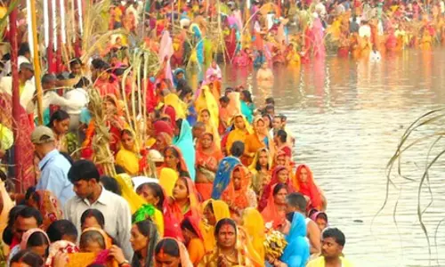 मन की बात: पीएम मोदी ने छठ महापर्व की दी शुभकामनाएं, बताया सामाजिक एकता का प्रतीक