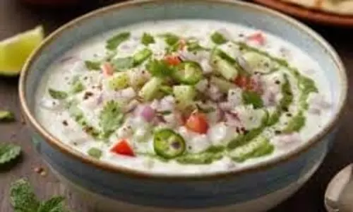 Dahi Salad Recipe: फिटनेस लवर्स के लिए परफेक्ट रेसिपी, कुछ ही मिनटों में बनाएं हेल्दी दही सलाद