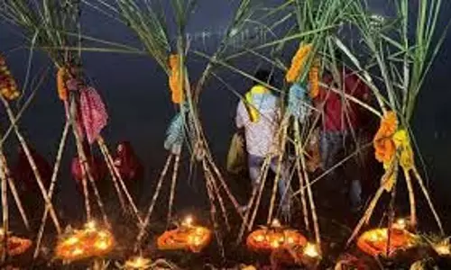 Chhath Puja ki Aarti: इस आरती के बिना अधूरी है छठ पूजा