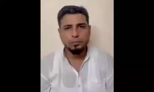 Bengal में 350 करोड़ रुपये के चिटफंड घोटाले में TMC नेता का बेटा गिरफ्तार Bengal में 350 करोड़ रुपये के चिटफंड घोटाले में TMC नेता का बेटा गिरफ्तार
