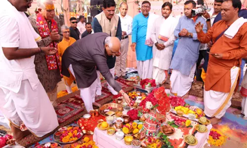 गुजरात के CM का संदेश: विज्ञान और आस्था का संगम ही प्रगति का मार्ग गुजरात के CM का संदेश: विज्ञान और आस्था का संगम ही प्रगति का मार्ग