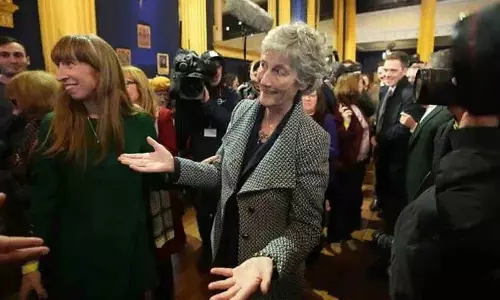 Catherine Connolly आयरलैंड की नई राष्ट्रपति बनीं Catherine Connolly आयरलैंड की नई राष्ट्रपति बनीं