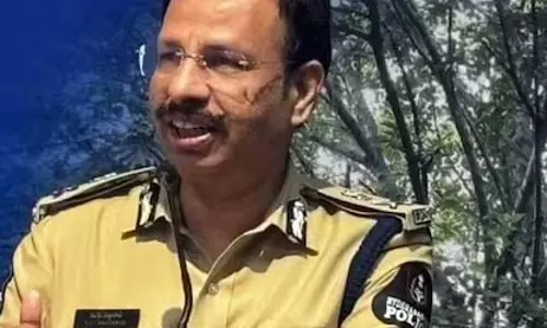 IPS ने शराबी ड्राईवरों को बताया आतंकवादी, बस हादसे को लेकर टिप्पणी की IPS ने शराबी ड्राईवरों को बताया आतंकवादी, बस हादसे को लेकर टिप्पणी की
