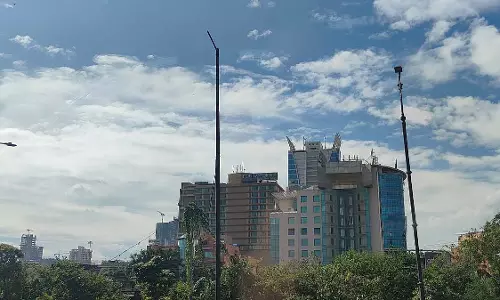अचानक हुई बारिश से Navi Mumbai की हवा साफ़ हुई