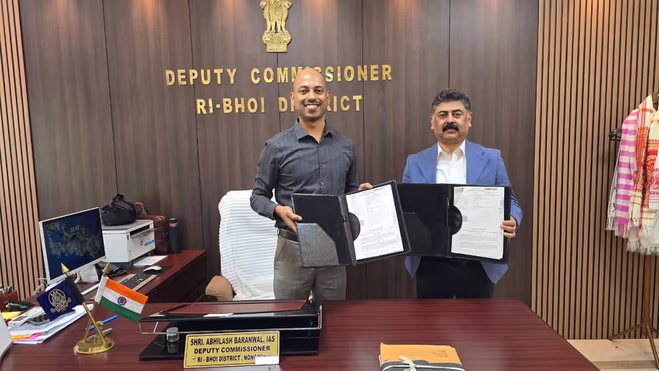 Meghalaya : सरकारी कंपनी ऑयल इंडिया री भोई स्कूलों में 47 लड़कियों के शौचालयों के लिए