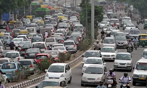 अप्रैल-सितंबर में यात्री वाहनों का निर्यात 18% बढ़ा; Maruti Suzuki इस क्षेत्र में सबसे आगे अप्रैल-सितंबर में यात्री वाहनों का निर्यात 18% बढ़ा; Maruti Suzuki इस क्षेत्र में सबसे आगे
