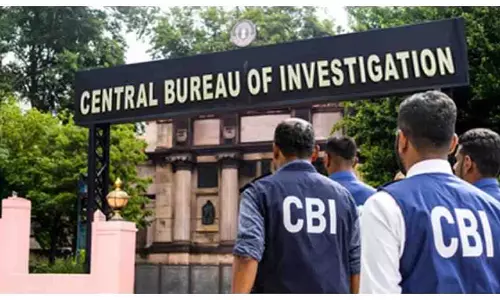 व्यापम घोटाला: 6 साल से फरार ‘सॉल्वर’ CBI के हत्थे चढ़ा व्यापम घोटाला: 6 साल से फरार ‘सॉल्वर’ CBI के हत्थे चढ़ा