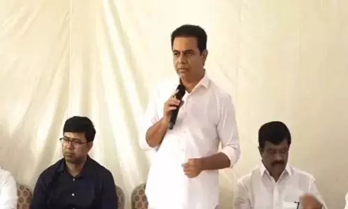 KTR ने प्रगति शासन के 10 साल पूरे होने पर जुबली हिल्स में वोट देने का आग्रह किया