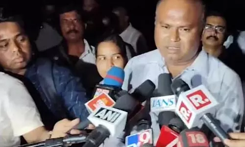 सातारा महिला डॉक्टर आत्महत्या केस: आरोपी को पुलिस कस्टडी में भेजा गया, सातारा महिला डॉक्टर आत्महत्या केस: आरोपी को पुलिस कस्टडी में भेजा गया,