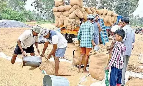 किसान सरकार के खिलाफ लड़ने को तैयार