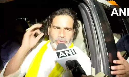 Prashant Kishor ने छठ पूजा पर लोगों के साथ जश्न मनाया, बिहार में रोजगार पर जोर