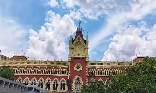 Calcutta उच्च न्यायालय ने रसबाड़ी घाट और झट कट पर छठ अनुष्ठान करने का आदेश दिया Calcutta उच्च न्यायालय ने रसबाड़ी घाट और झट कट पर छठ अनुष्ठान करने का आदेश दिया