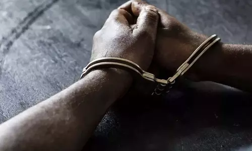गरीबों को लालच देकर कर रहे मतांतरण, छह आरोपी गिरफ्तार