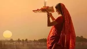 Chhath Puja 2025: छठ महापर्व आज, जानिए पूजा विधि और संध्या अर्घ्य देने का शुभ मुहूर्त Chhath Puja 2025: छठ महापर्व आज, जानिए पूजा विधि और संध्या अर्घ्य देने का शुभ मुहूर्त