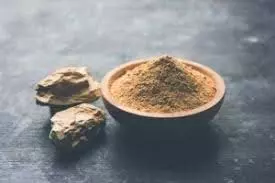 Multani Mitti in Winter: सर्दियों में रोज न लगाएं मुल्तानी मिट्टी, जानें इसके साइड इफेक्ट्स और इस्तेमाल के सही तरीके Multani Mitti in Winter: सर्दियों में रोज न लगाएं मुल्तानी मिट्टी, जानें इसके साइड इफेक्ट्स और इस्तेमाल के सही तरीके