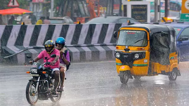 Cyclone Mandous: चेन्नई में भारी बारिश की कोई संभावना नहीं है Cyclone Mandous: चेन्नई में भारी बारिश की कोई संभावना नहीं है