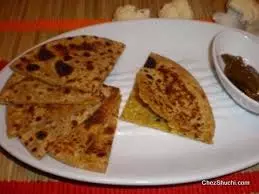 Gobhi Paratha Recipe: सुबह के नाश्ते में सर्व करें ये गरमा-गरम गोभी का पराठा Gobhi Paratha Recipe: सुबह के नाश्ते में सर्व करें ये गरमा-गरम गोभी का पराठा