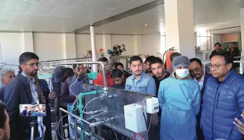 कारगिल के पहले मिनरल वाटर प्लांट ज़िल्पा चू का उद्घाटन कारगिल के पहले मिनरल वाटर प्लांट ज़िल्पा चू का उद्घाटन