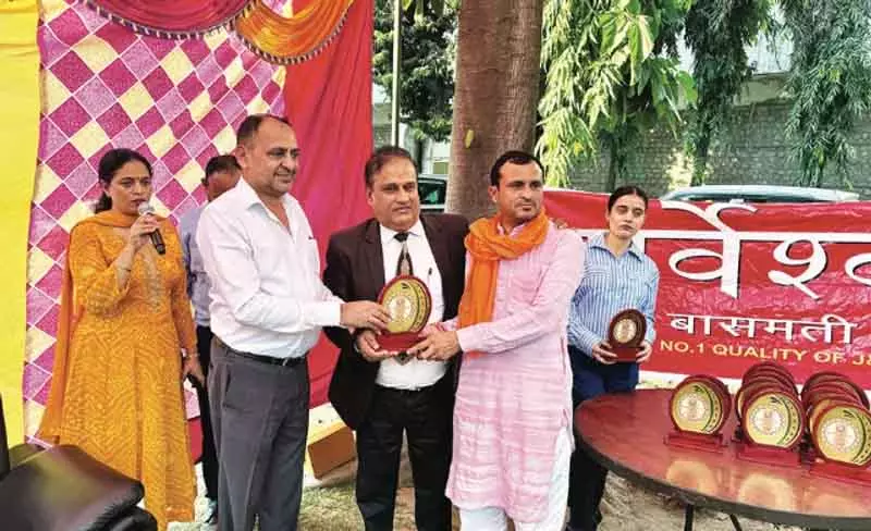 सर्वेश्वर समूह ने बासमती निर्यात संवर्धन कार्यक्रम का आयोजन किया सर्वेश्वर समूह ने बासमती निर्यात संवर्धन कार्यक्रम का आयोजन किया