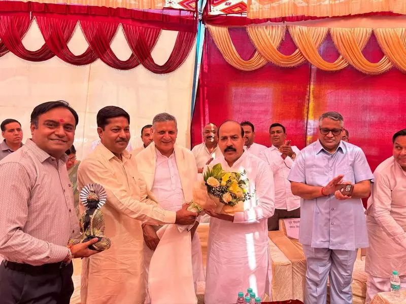 Haryana : छछरौली मार्केट पैनल चेयरमैन ने संभाला कार्यभार Haryana : छछरौली मार्केट पैनल चेयरमैन ने संभाला कार्यभार