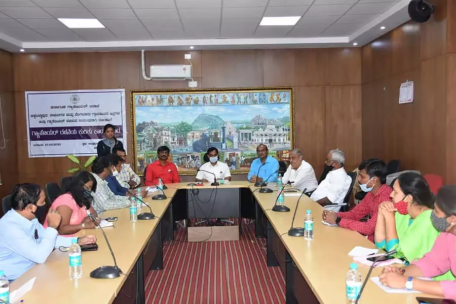 Bagepalli : एचएन वैली का पानी झील में बहता Bagepalli : एचएन वैली का पानी झील में बहता