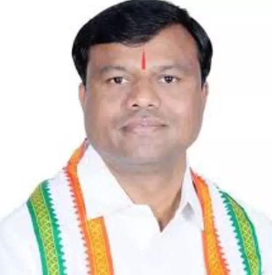 राज्योत्सव में स्थानीय कलाकारों को प्राथमिकता देने की मांग राज्योत्सव में स्थानीय कलाकारों को प्राथमिकता देने की मांग