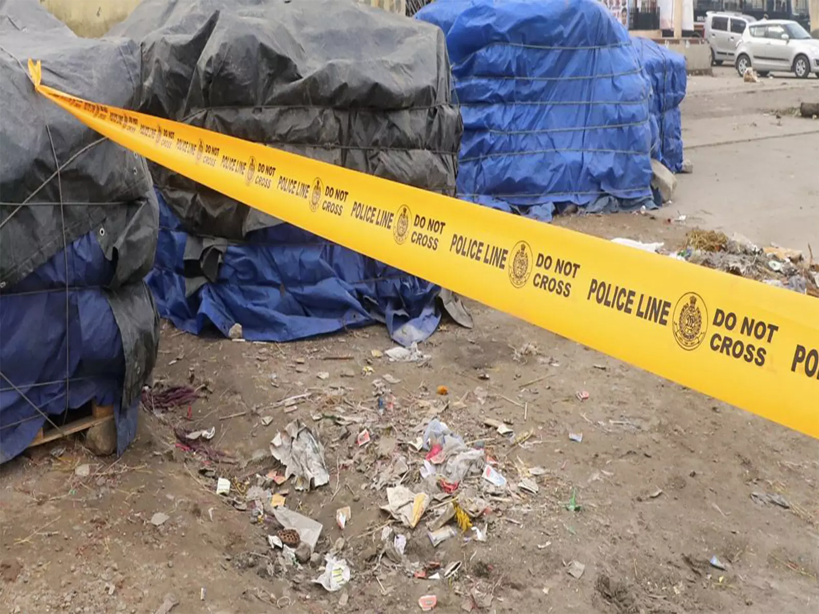 कर्नाटक के पूर्व डीजीपी के घर चोरी, 2 लाख रुपये नकद और आभूषण चोरी कर्नाटक के पूर्व डीजीपी के घर चोरी, 2 लाख रुपये नकद और आभूषण चोरी