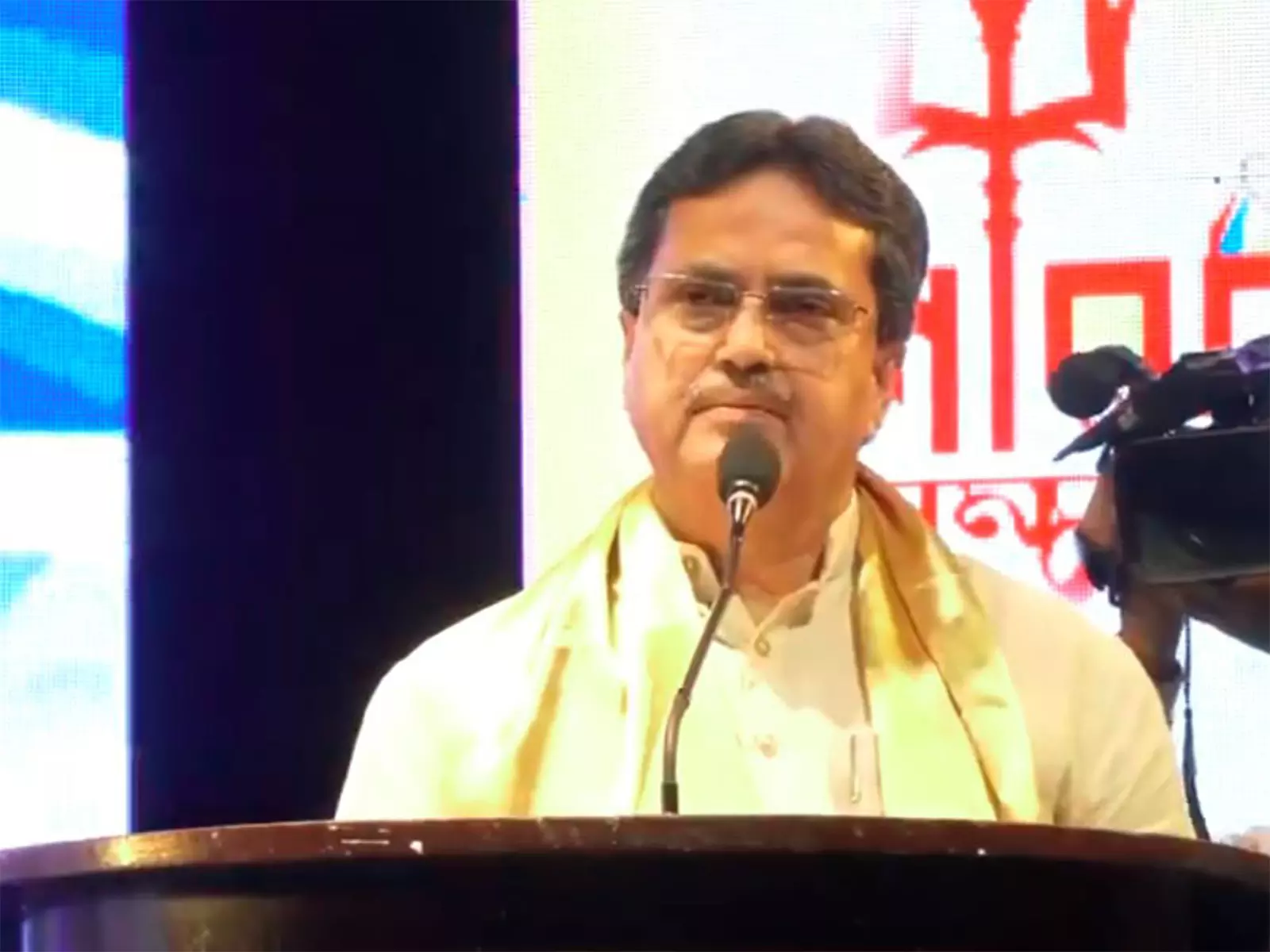 त्रिपुरा के मुख्यमंत्री माणिक साहा ने अगरतला में शरद सम्मान 2025 कार्यक्रम को किया संबोधित त्रिपुरा के मुख्यमंत्री माणिक साहा ने अगरतला में शरद सम्मान 2025 कार्यक्रम को किया संबोधित