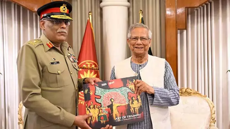 Dhaka में यूनुस-मिर्ज़ा की मुलाक़ात कोई नियमित मुलाक़ात नहीं Dhaka में यूनुस-मिर्ज़ा की मुलाक़ात कोई नियमित मुलाक़ात नहीं