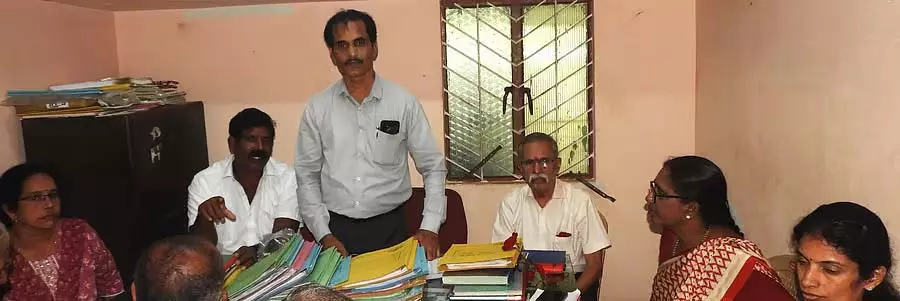 डेयरी फार्मिंग इकॉनमी में योगदान देती है: Madhava Aitala डेयरी फार्मिंग इकॉनमी में योगदान देती है: Madhava Aitala