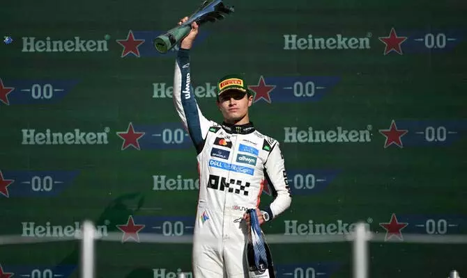 Lando Norris ने मेक्सिको ग्रां प्री जीतकर ड्राइवर्स चैंपियनशिप में बढ़त बनाई Lando Norris ने मेक्सिको ग्रां प्री जीतकर ड्राइवर्स चैंपियनशिप में बढ़त बनाई