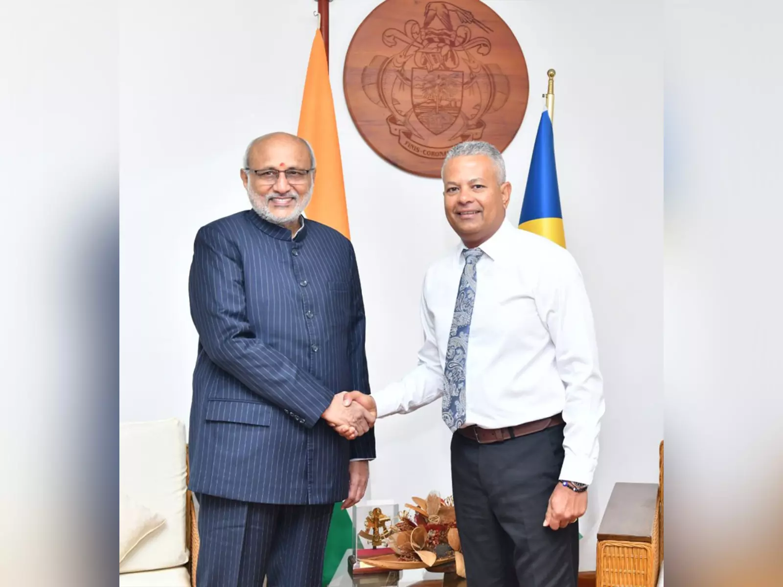 भारत, सेशेल्स ने द्विपक्षीय सहयोग को मजबूत करने की प्रतिबद्धता दोहराई भारत, सेशेल्स ने द्विपक्षीय सहयोग को मजबूत करने की प्रतिबद्धता दोहराई