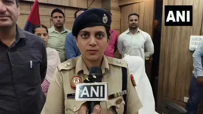 तैमूर फायरिंग का आरोपी तेजा गिरफ्तार तैमूर फायरिंग का आरोपी तेजा गिरफ्तार