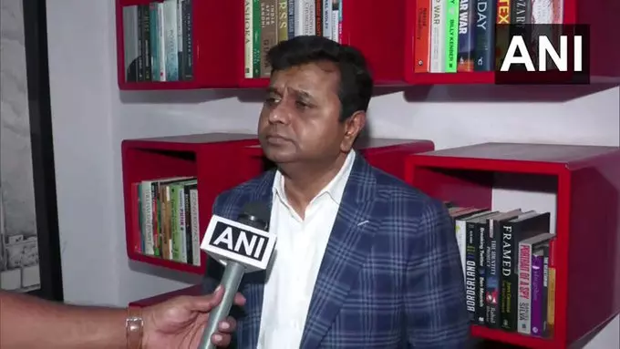 डीएमके प्रवक्ता सरवनन अन्नादुरई का चुनाव आयोग पर हमला डीएमके प्रवक्ता सरवनन अन्नादुरई का चुनाव आयोग पर हमला