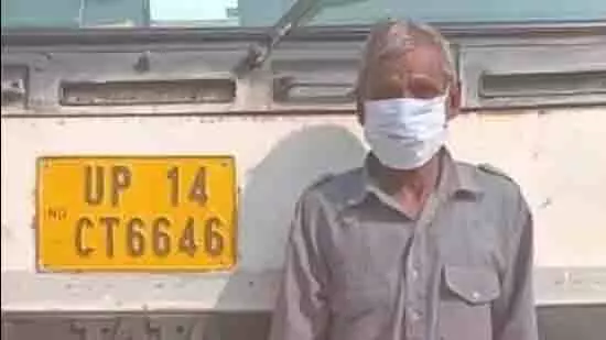 Noida पुलिस ने सड़क हादसे के आरोपी ट्रक चालक को दबोचा Noida पुलिस ने सड़क हादसे के आरोपी ट्रक चालक को दबोचा