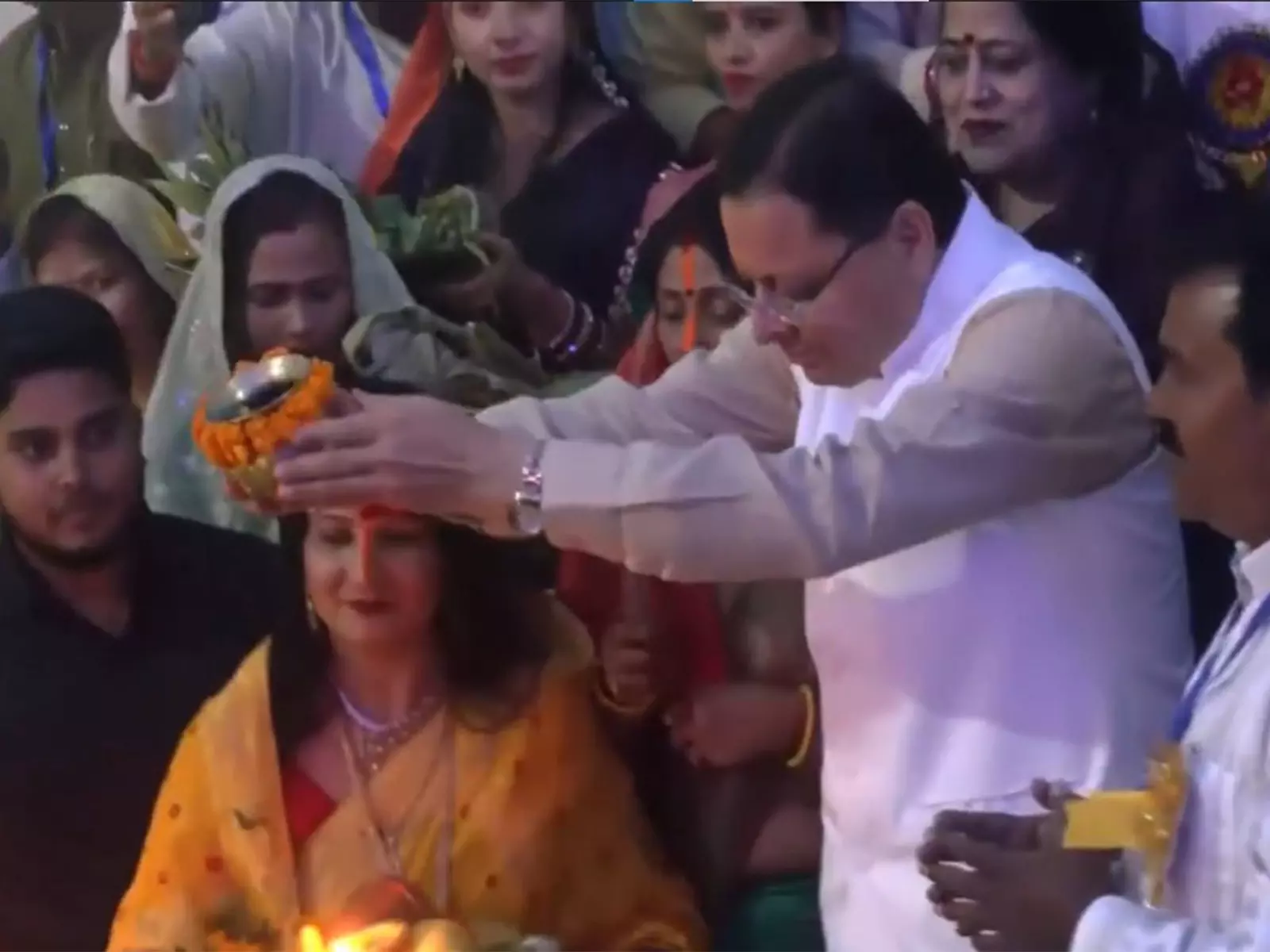 छठ पूजा हमारी सनातन संस्कृति की समृद्ध परंपरा का प्रतीक है: उत्तराखंड के CM धामी छठ पूजा हमारी सनातन संस्कृति की समृद्ध परंपरा का प्रतीक है: उत्तराखंड के CM धामी