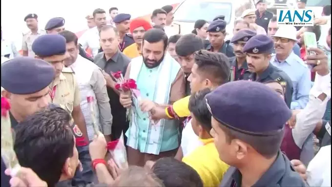 सीएम नायब सिंह सैनी ने पंचकूला में छठ पूजा में लिया हिस्सा सीएम नायब सिंह सैनी ने पंचकूला में छठ पूजा में लिया हिस्सा